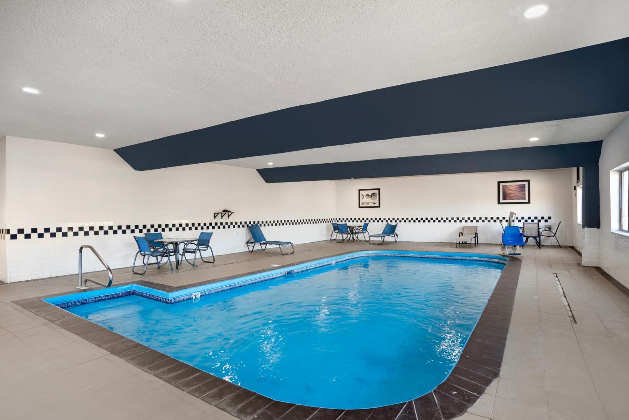 Comfort Inn & Suites Crystal Inn Sportsplex Gulfport Dış mekan fotoğraf