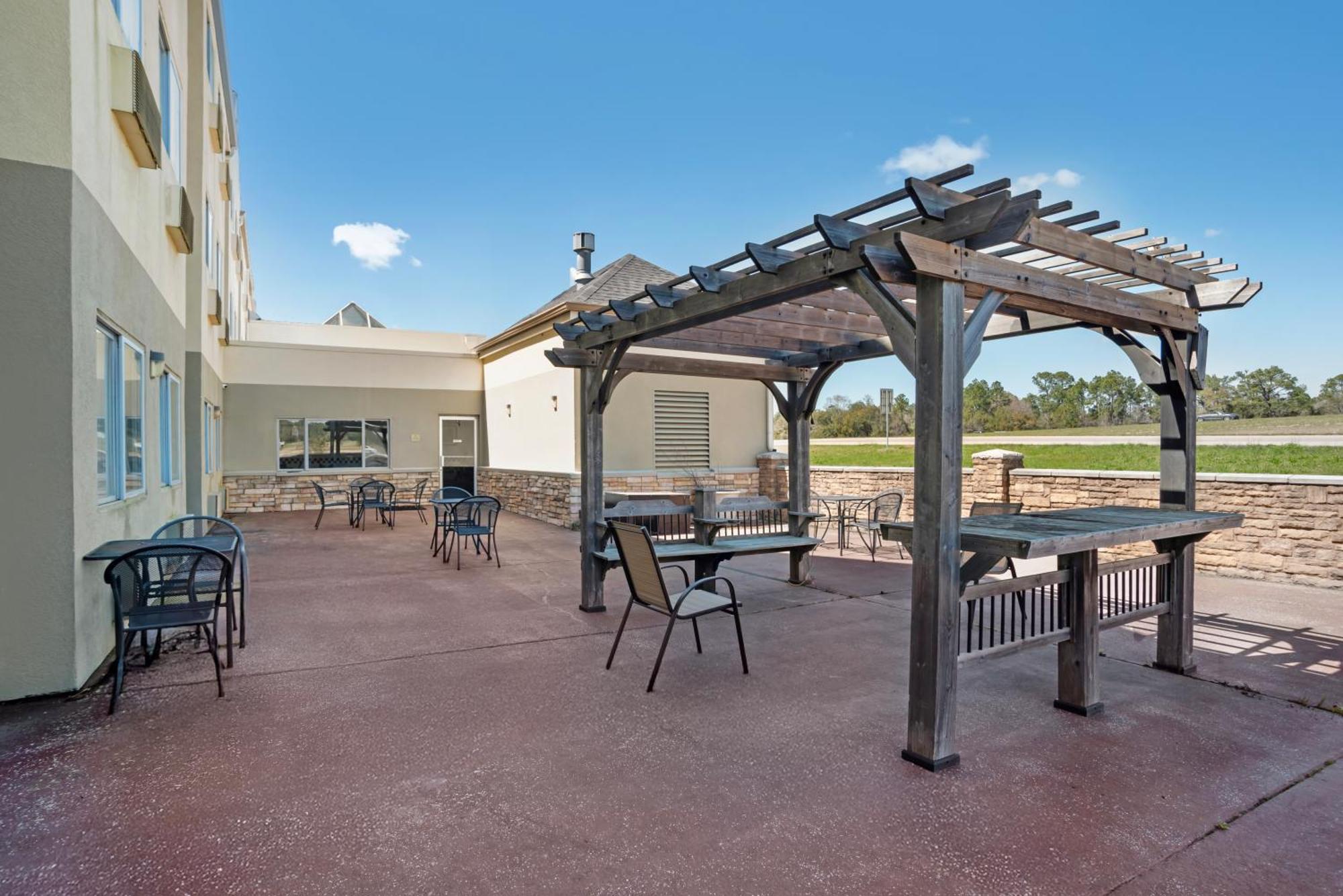 Comfort Inn & Suites Crystal Inn Sportsplex Gulfport Dış mekan fotoğraf