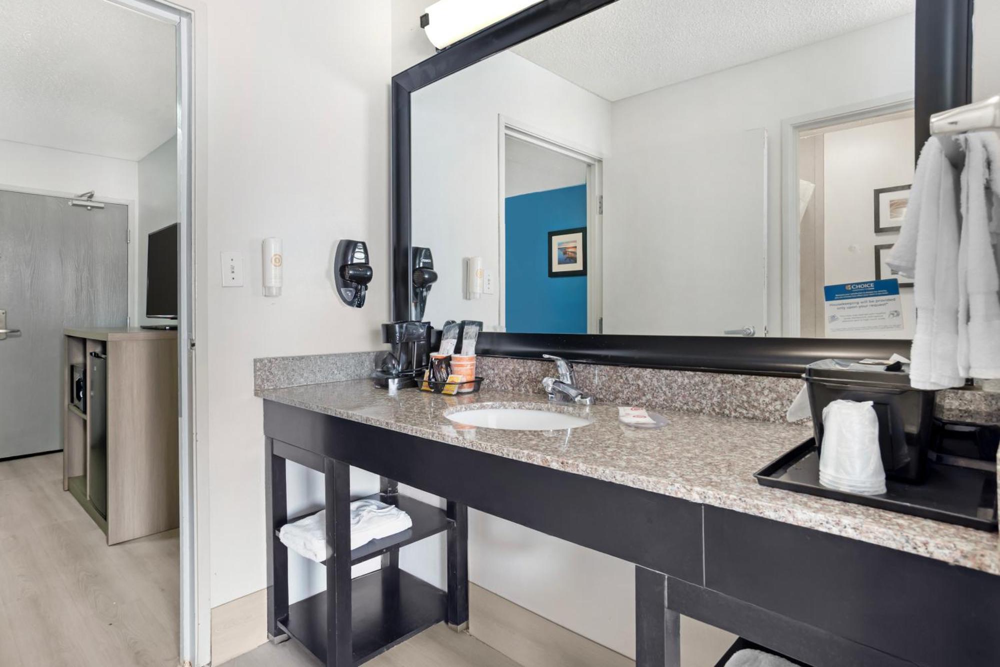 Comfort Inn & Suites Crystal Inn Sportsplex Gulfport Dış mekan fotoğraf